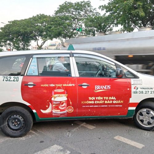 Dự án quảng cáo taxi Vinasun cho Nước yến Brand’s