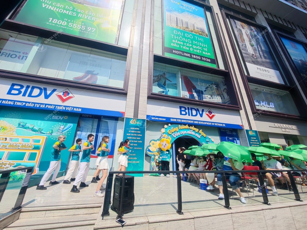 BIDV tổ chức roadshow xe bus 2 tầng khắp 13 tỉnh, thành phố