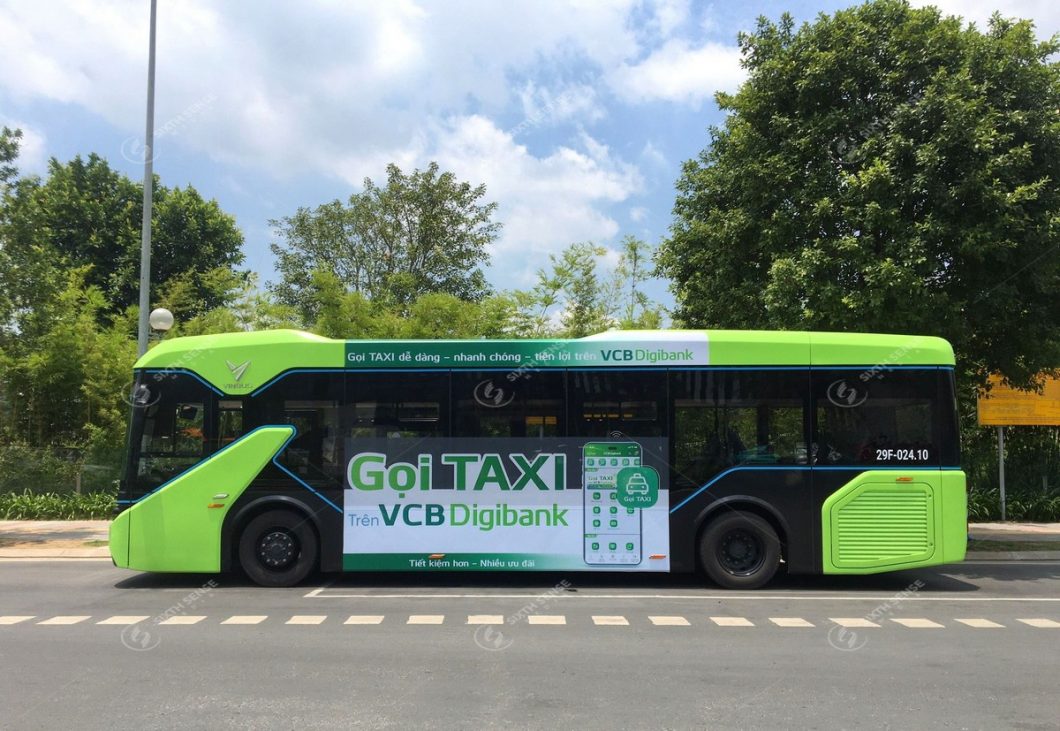 Quảng cáo xe bus điện VinBus ra mắt “Gọi taxi” trên VCB Digibank