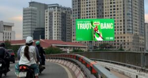 Quy định về biển quảng cáo tấm lớn